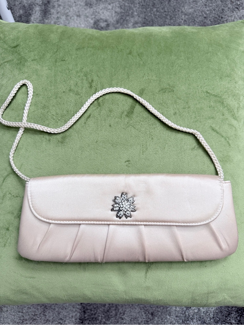 Elegant Cream Satin Evening Clutch with Crystal Brooch